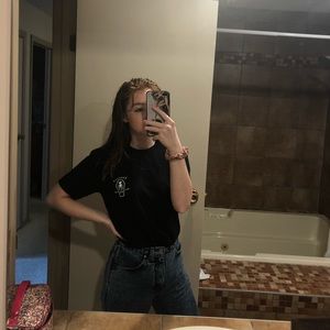 Meet your Posher, Joelle